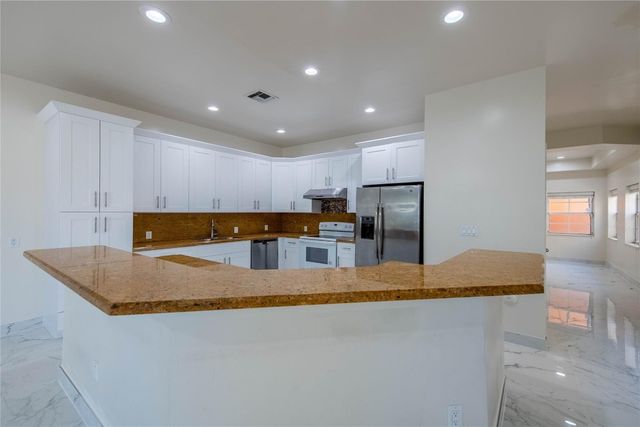 819 SW 7th Avenue 819, Fort Lauderdale, FL 33315