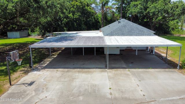 7158 Main Highway 31, St. Martinville, LA 70582