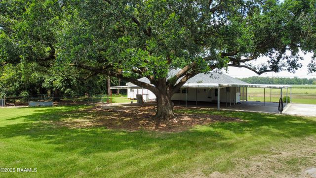 7158 Main Highway 31, St. Martinville, LA 70582