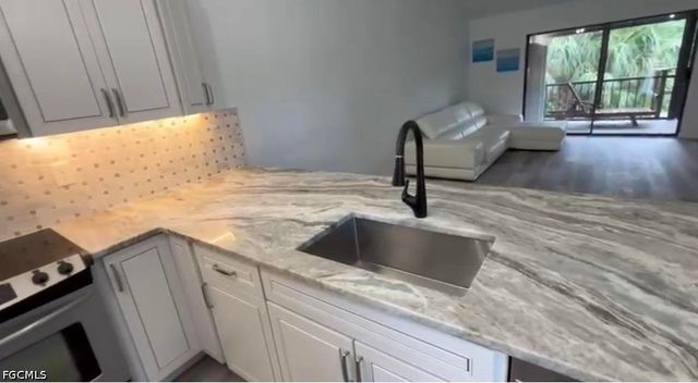 17658 Osprey Inlet CT, Fort Myers, FL 33908