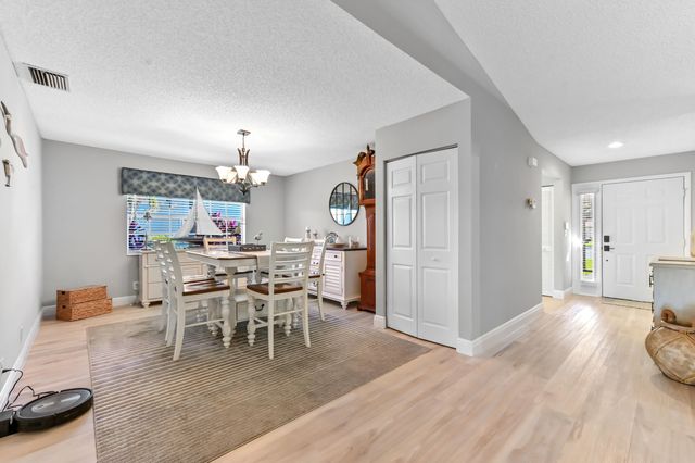 7615 Red Ruby Drive, Delray Beach, FL 33446