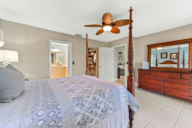 7615 Red Ruby Drive, Delray Beach, FL 33446