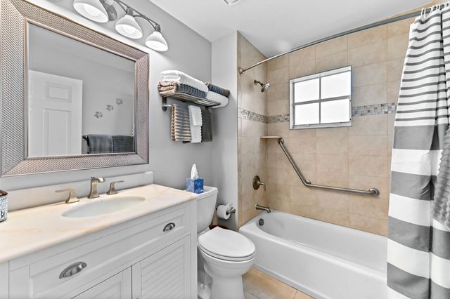 7615 Red Ruby Drive, Delray Beach, FL 33446