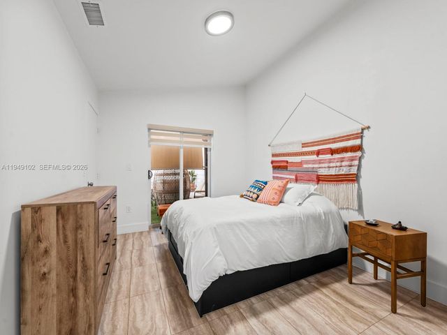 13737 SW 149th Cir Ln 1-45, Miami, FL 33186