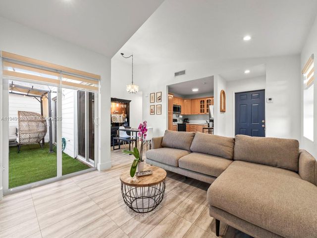 13737 SW 149th Cir Ln 1-45, Miami, FL 33186