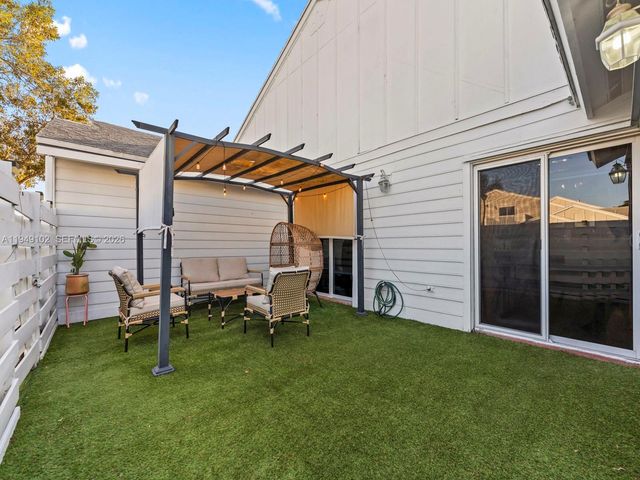 13737 SW 149th Cir Ln 1-45, Miami, FL 33186