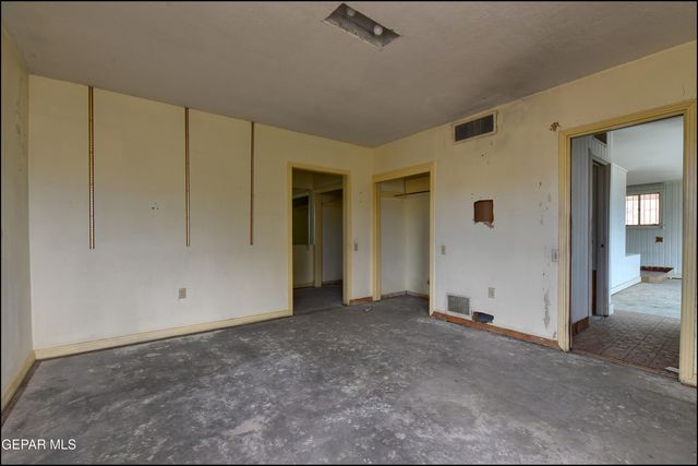 2420 HAWLEY Circle, El Paso, TX 79903