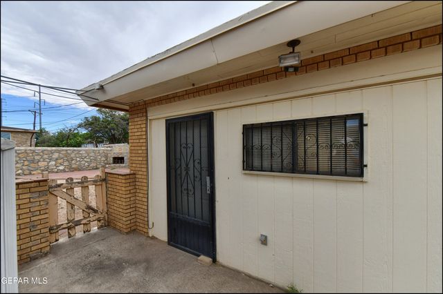 2420 HAWLEY Circle, El Paso, TX 79903