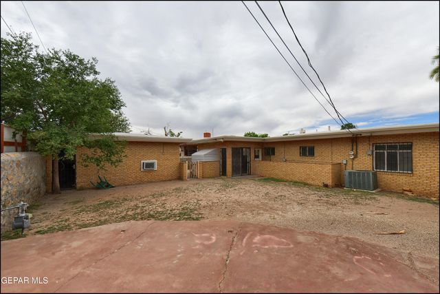2420 HAWLEY Circle, El Paso, TX 79903