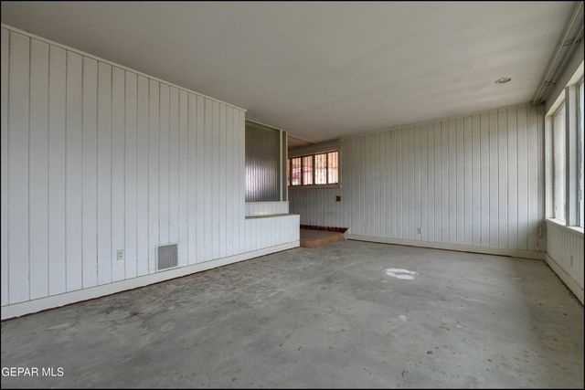 2420 HAWLEY Circle, El Paso, TX 79903