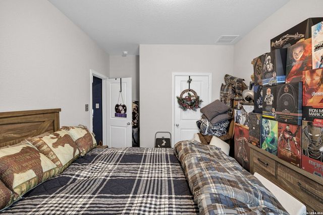 4703 BELGRAVIA PARK, Converse, TX 78109