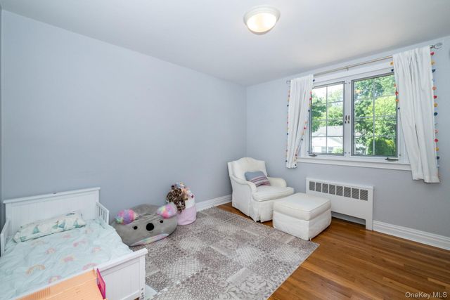 18 Carlyle Place, Hartsdale, NY 10530