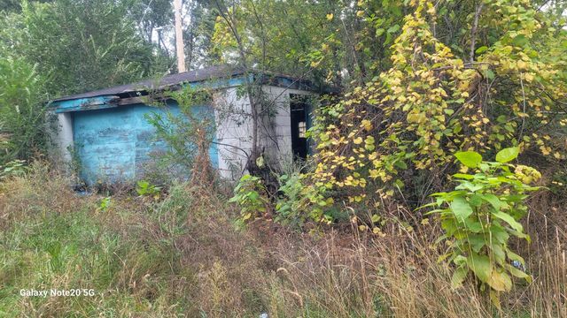 824 E 15th Avenue, Gary, IN 46407