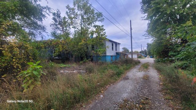 824 E 15th Avenue, Gary, IN 46407