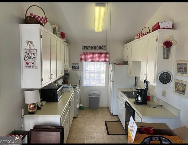 4374 River Road, Manchester, GA 31816