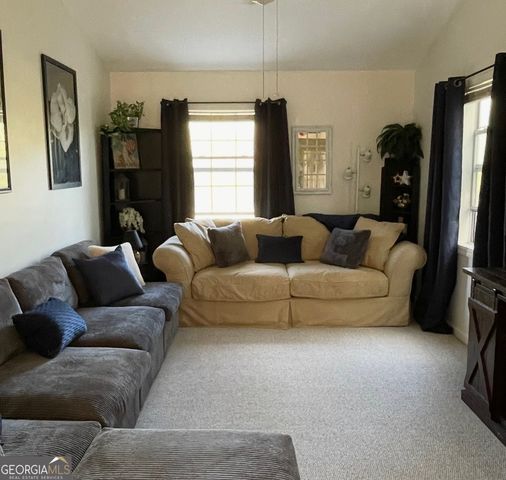 4374 River Road, Manchester, GA 31816