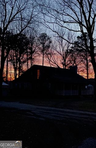 4374 River Road, Manchester, GA 31816