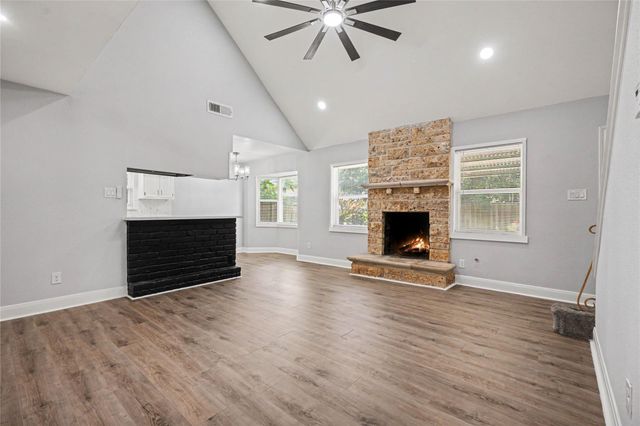 10802 Sagetrail Drive, Houston, TX 77089