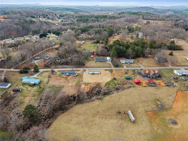 139 Davis Road, Easley, SC 29640
