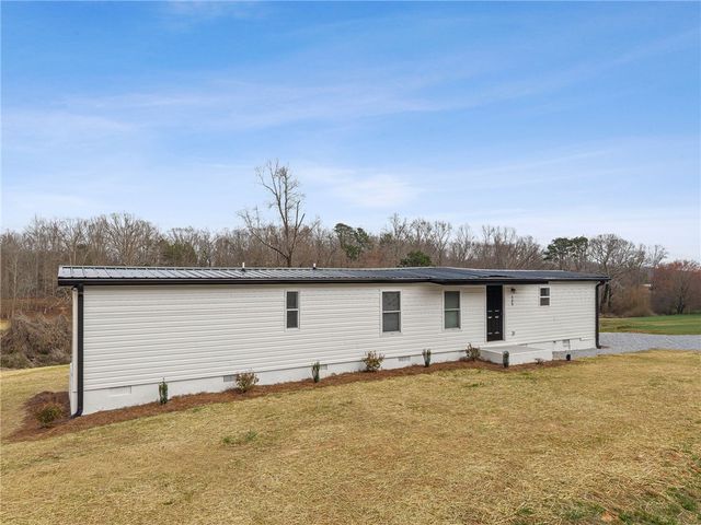 139 Davis Road, Easley, SC 29640