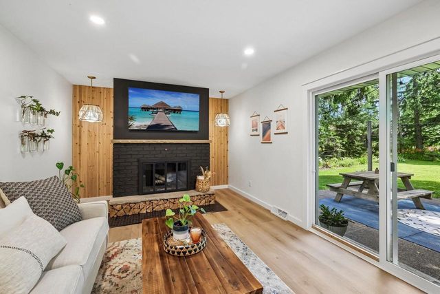 3489 Dell Drive, Madison, WI 53718