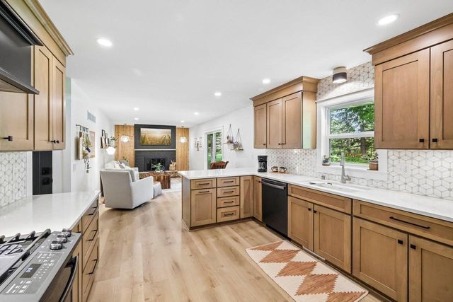 3489 Dell Drive, Madison, WI 53718