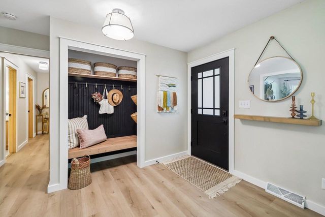 3489 Dell Drive, Madison, WI 53718