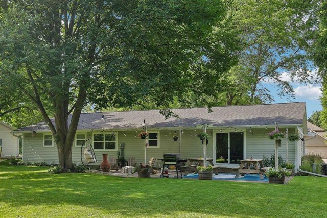 3489 Dell Drive, Madison, WI 53718