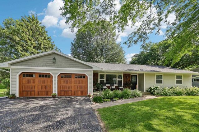 3489 Dell Drive, Madison, WI 53718