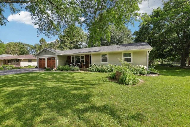 3489 Dell Drive, Madison, WI 53718
