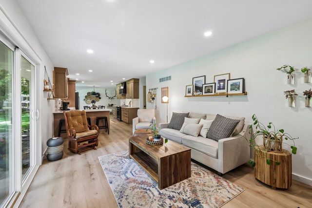 3489 Dell Drive, Madison, WI 53718