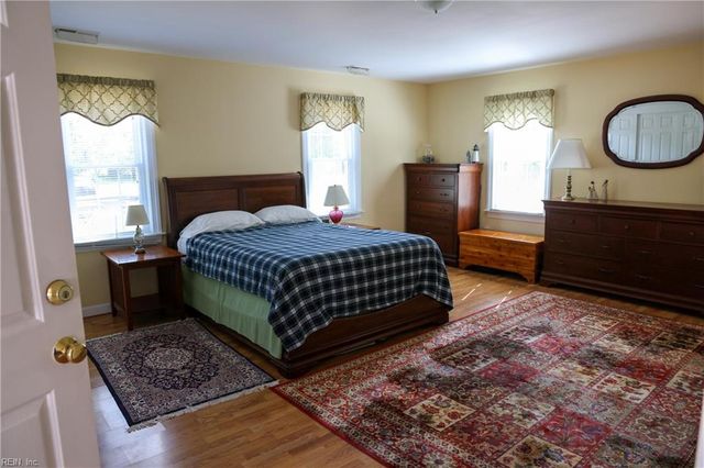 220 Church ST, Yorktown, VA 23690