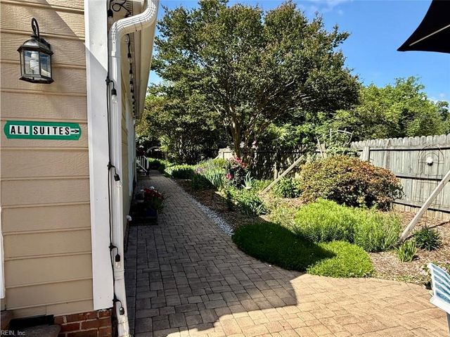 220 Church ST, Yorktown, VA 23690