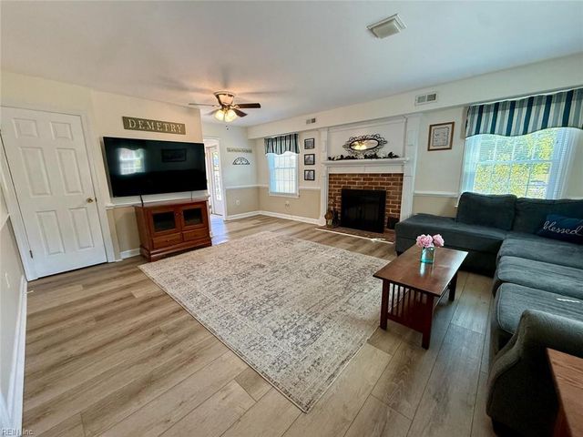 220 Church ST, Yorktown, VA 23690