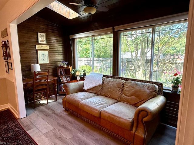 220 Church ST, Yorktown, VA 23690