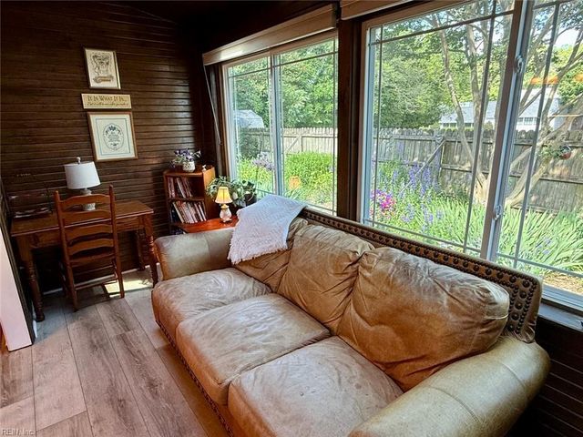 220 Church ST, Yorktown, VA 23690