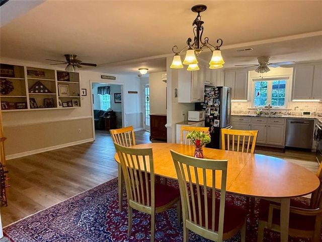 220 Church ST, Yorktown, VA 23690