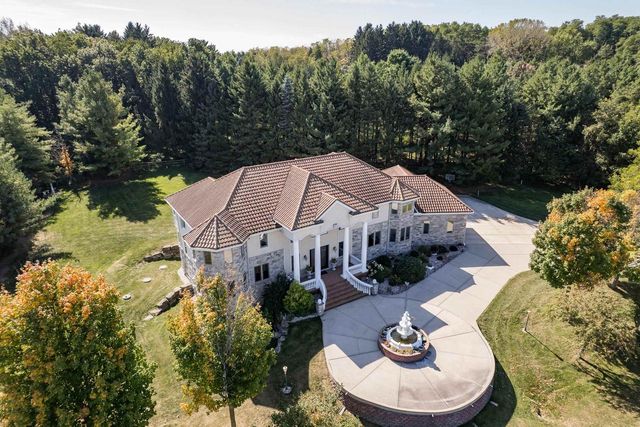 3319 Saracen Way, Verona, WI 53593