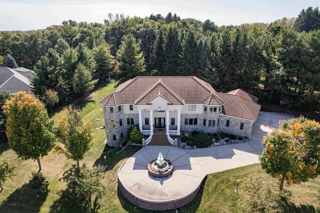 3319 Saracen Way, Verona, WI 53593