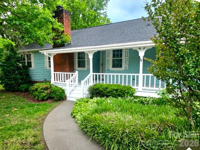 6016 Indian Brook Drive, Matthews, NC 28104
