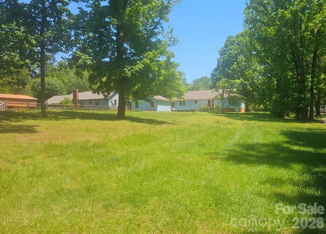 6016 Indian Brook Drive, Matthews, NC 28104