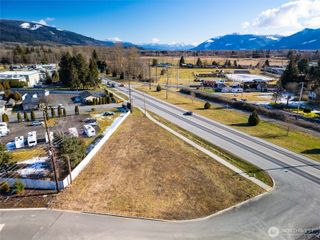 1418 E Moore Street, Sedro Woolley, WA 98284