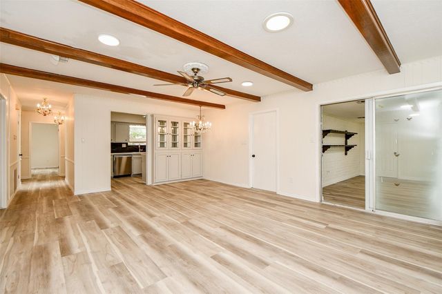 162 Bluebonnet Street, Sugar Land, TX 77478