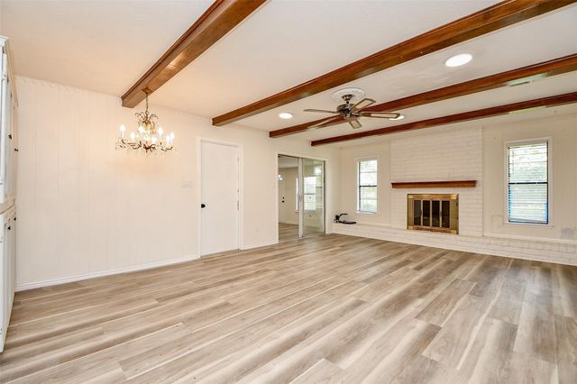 162 Bluebonnet Street, Sugar Land, TX 77478