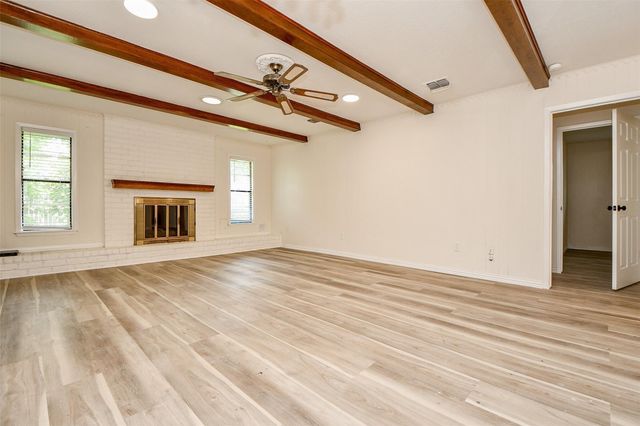 162 Bluebonnet Street, Sugar Land, TX 77478