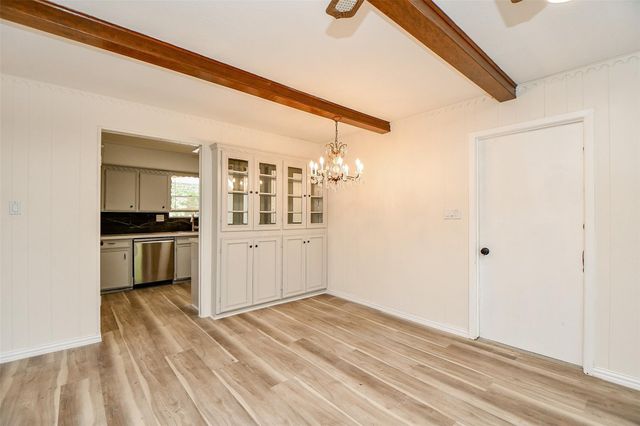 162 Bluebonnet Street, Sugar Land, TX 77478