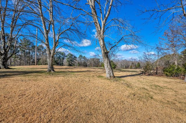 3355 Highway 47 North, White Bluff, TN 37187