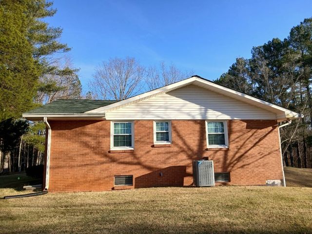 3355 Highway 47 North, White Bluff, TN 37187