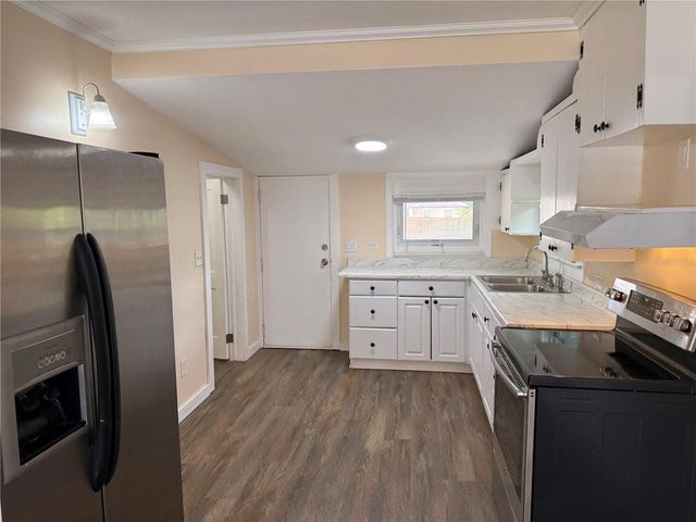3726 18TH AVENUE S, St Petersburg, FL 33711