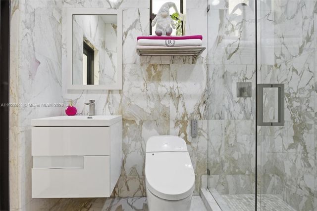 14252 SW 30th St, Miami, FL 33175